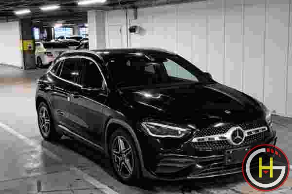 MERCEDES GLA